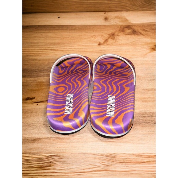 MOSCHINO LOGO EMBOSSED SLIDE ORANGE Size 9 (40) - Picture 4 of 5